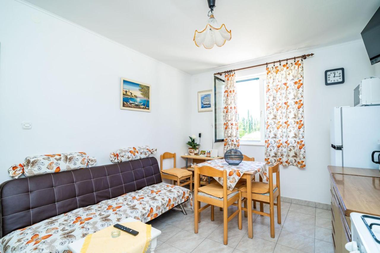 Apartment Laurel Leaf Lovorno Kültér fotó