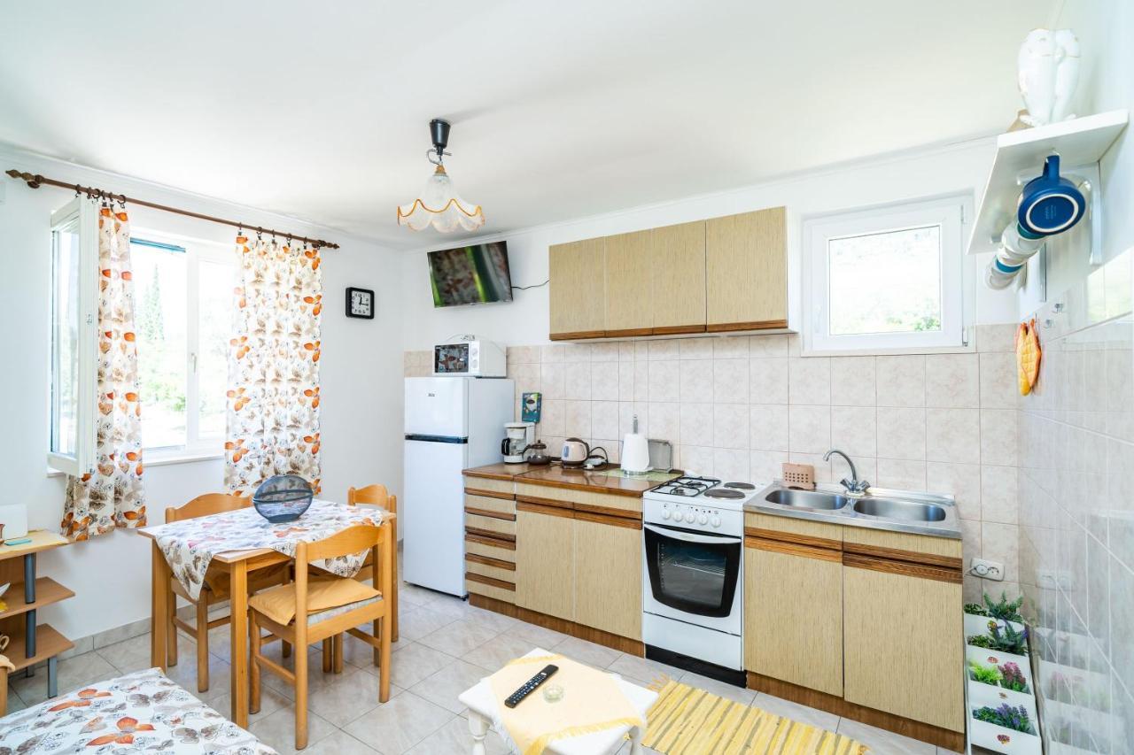 Apartment Laurel Leaf Lovorno Kültér fotó